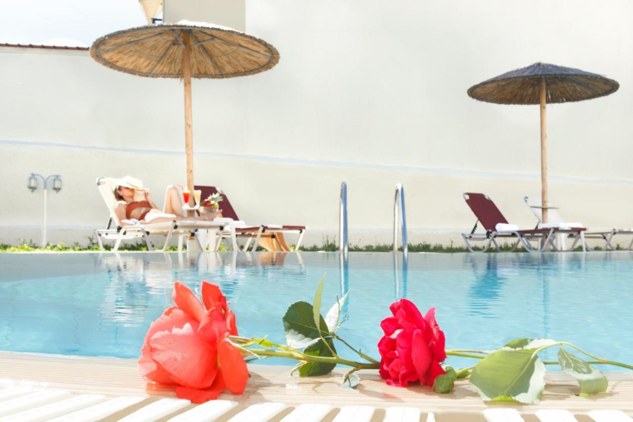 Summer Dream Hotel Polychrono Exterior photo