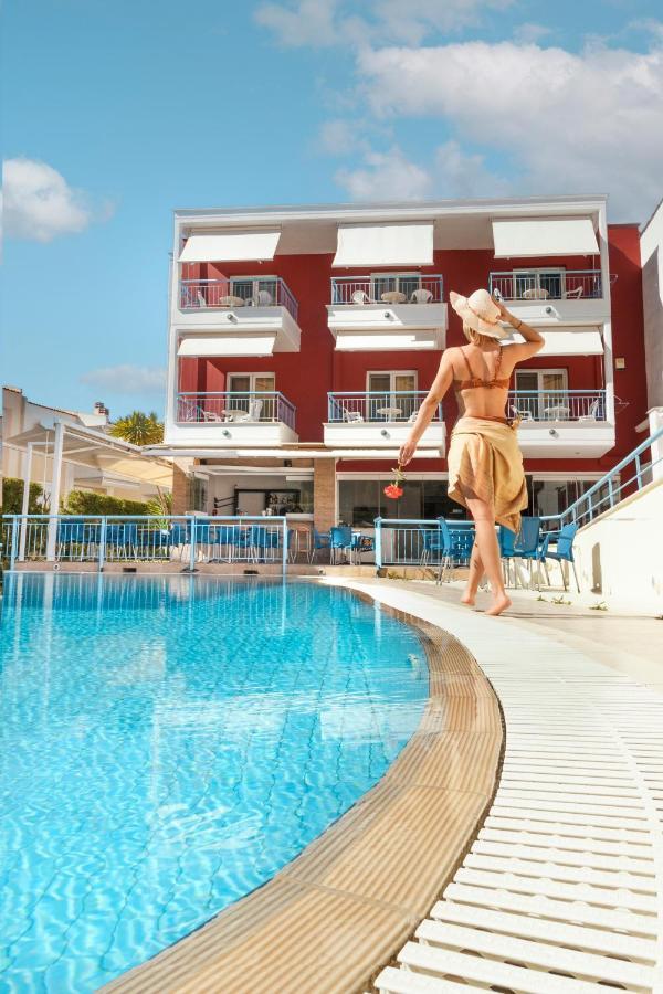 Summer Dream Hotel Polychrono Exterior photo